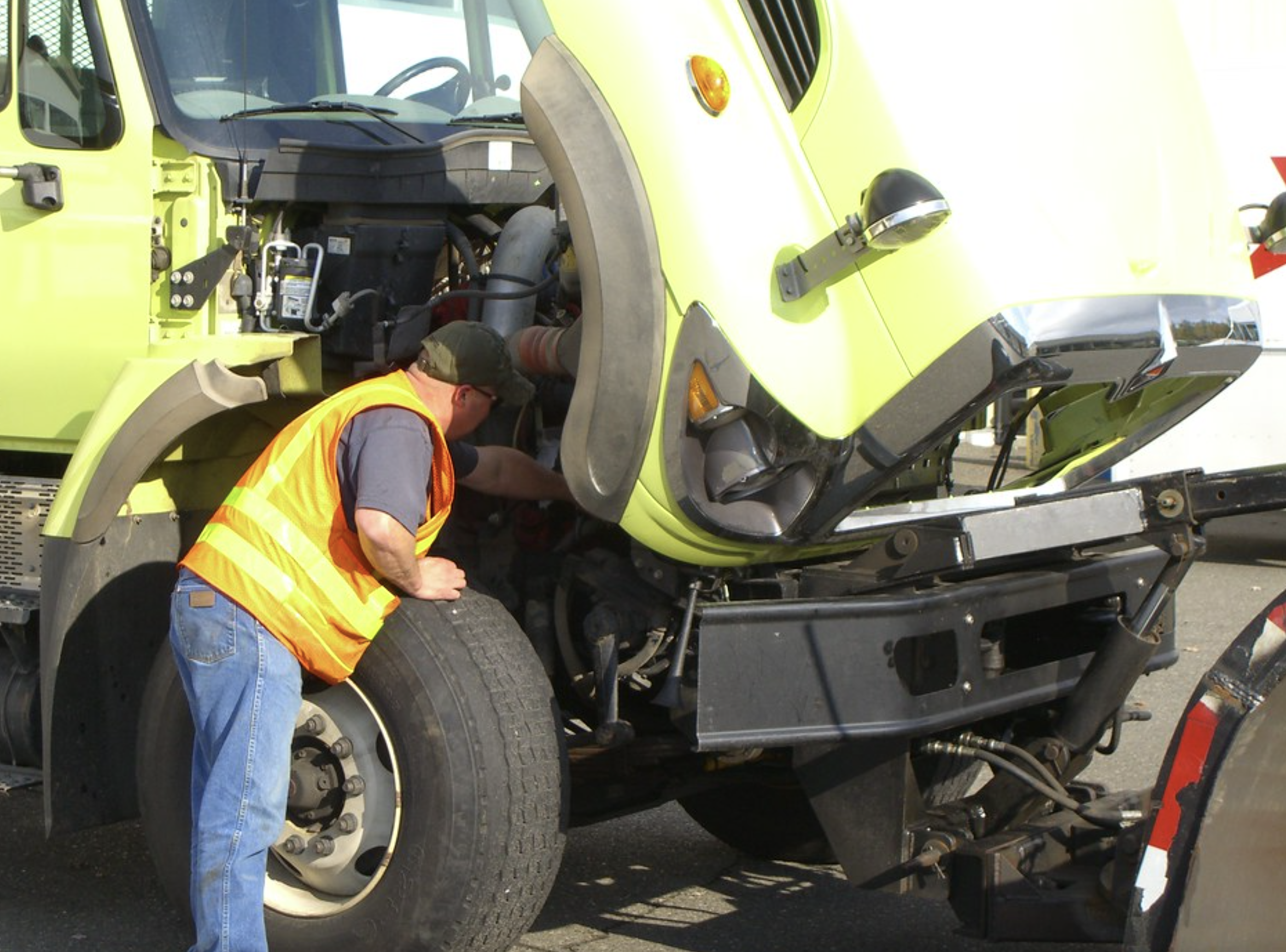 this image shows onsite truck repair in Garden Grove, CA